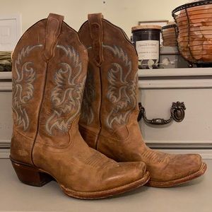 Nocona Women's Karma Western Boots - Tan Leather.